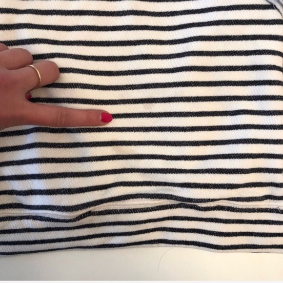 ❌SOLD❌ J. Crew hoodie - Picture 8 of 8